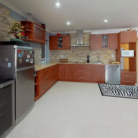 Vehlovice Apartment *