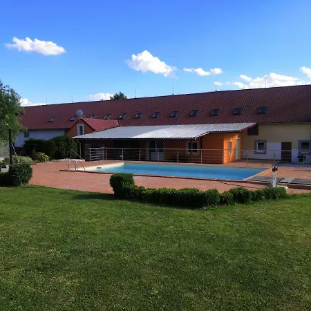 Vehlovice アパート Mělník